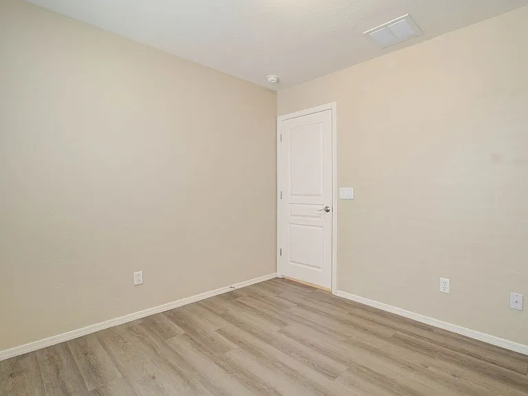 41375 W Cahill Dr — Photo 21