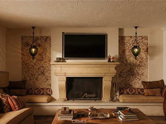 5th image of 1138 Coldwater Canyon Dr