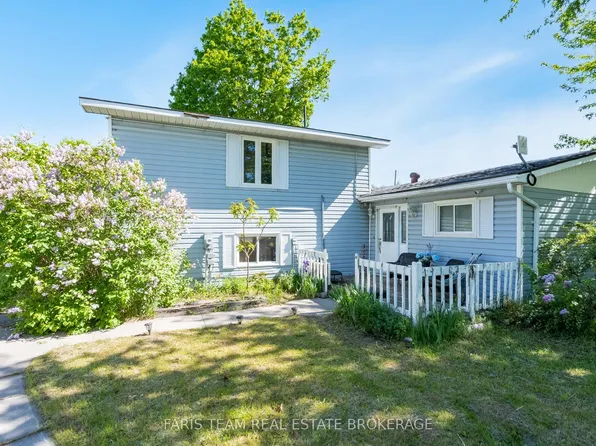 1008 Rainbow Valley Rd W, Springwater, ON L0L 2K0