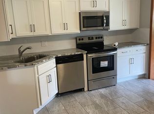 318 E Daisy Ln, New Albany, IN 47150