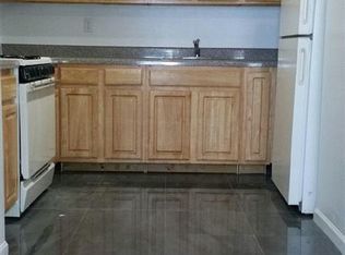 34 Schaefer St #2, Brooklyn, NY 11207