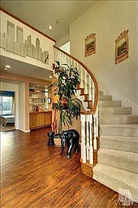 4th image of 1382 Oakridge Ct