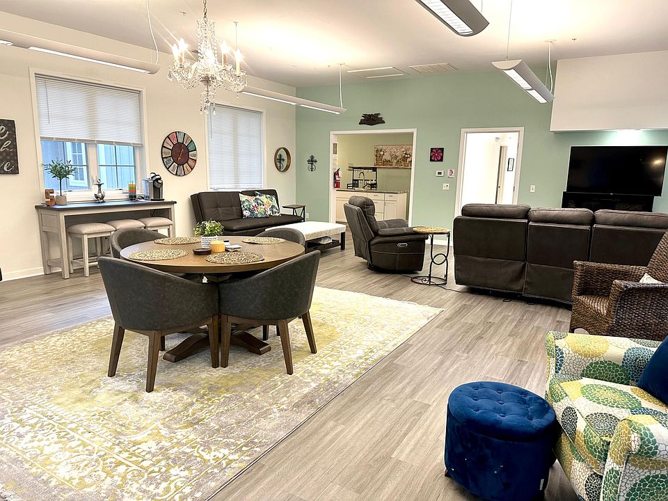 430 W Center St Douglas, MI Zillow Apartments for Rent in Douglas