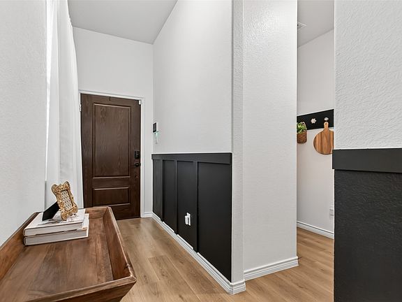 5th image of 1712 Ferguson Ln