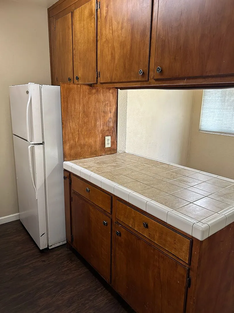 West Campus Apartments — Photo 4