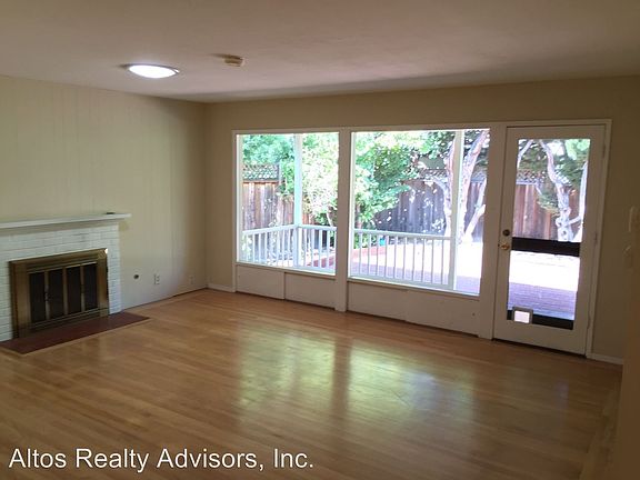 4th image of 1027 W McKinley Ave