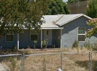 104 W Herndon Ave, Pinedale, CA 93650
