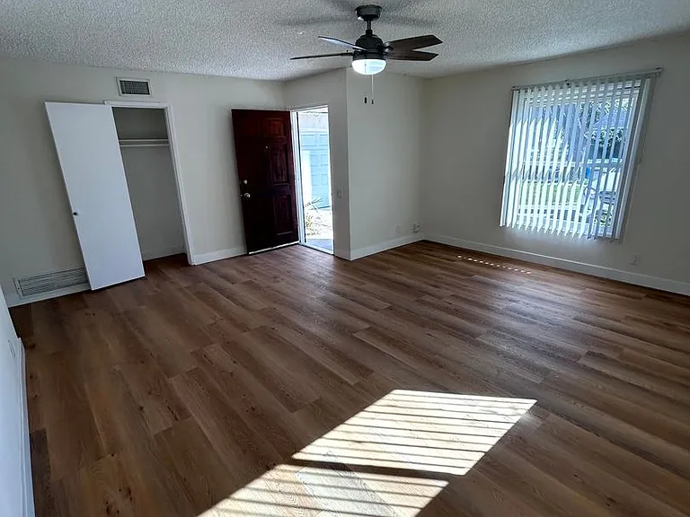 22739 Marlin Pl — Photo 6