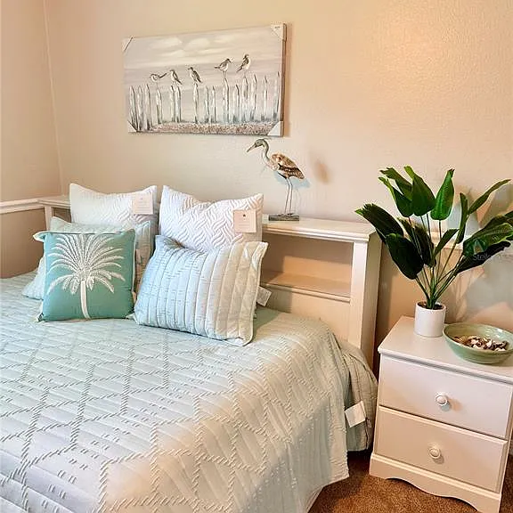 7 Lancaster Ln — Photo 11