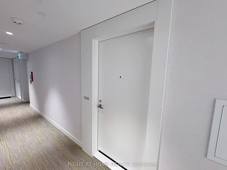 230 Simcoe St #1436 — Photo 5