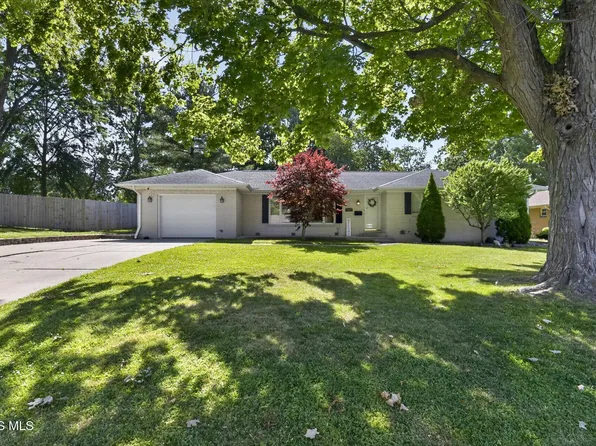 435 N Franklin St, Wauseon, OH 43567