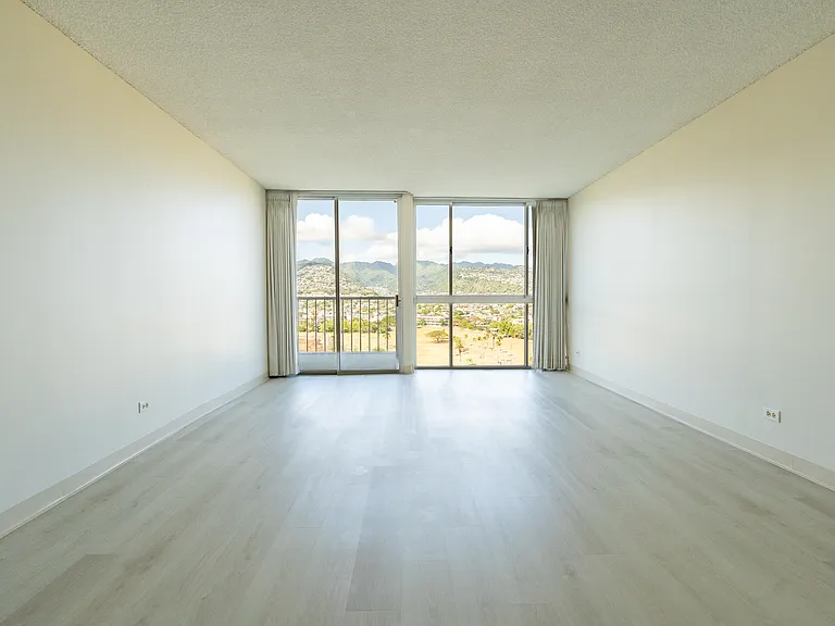 2611 Ala Wai Blvd #1704 — Photo 4