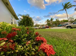 1728 12th Ave N, Lake Worth, FL 33460