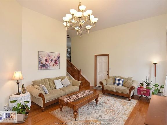 5th image of 3658 Irongate Cir