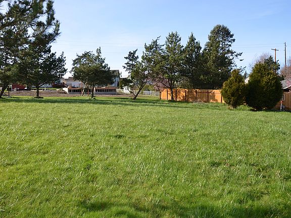 Sunny lot