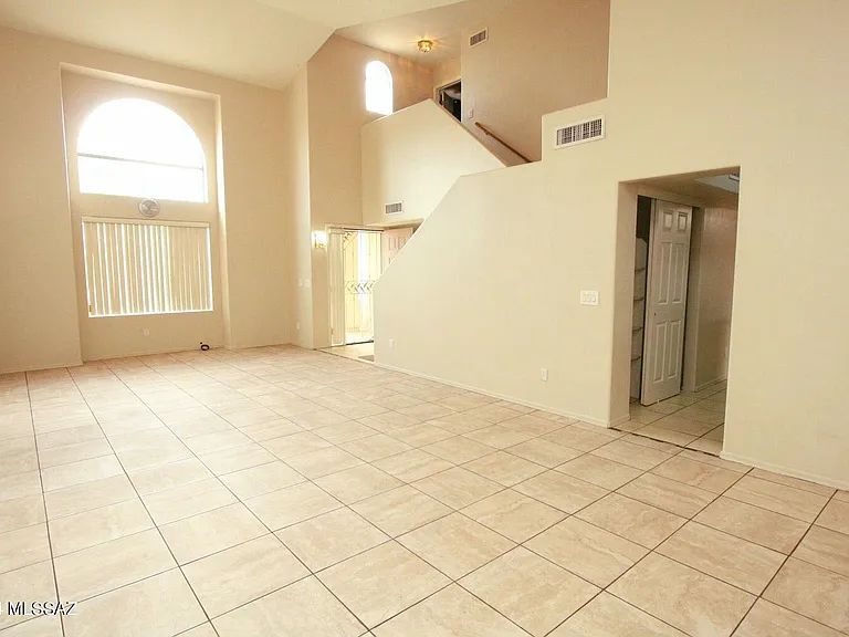 9465 N Elan Ln — Photo 6