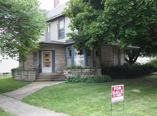 207 N Harris St, Bourbon, IN 46504