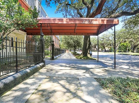 2nd image of 3201 Saint Charles Ave APT 211