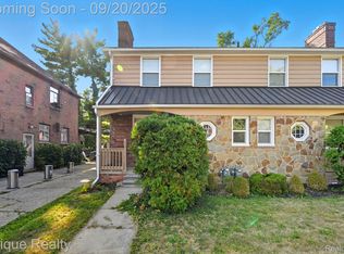 20201 Stratford Rd, Detroit, MI 48221