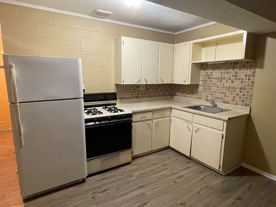 2016 South English Street 4 2016 S English St Pittsburg KS Zillow