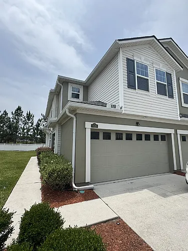670 Grover Ln Photo 1