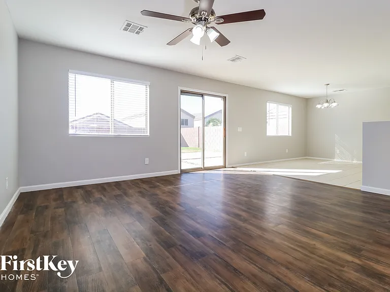 23443 W Pima St — Photo 3