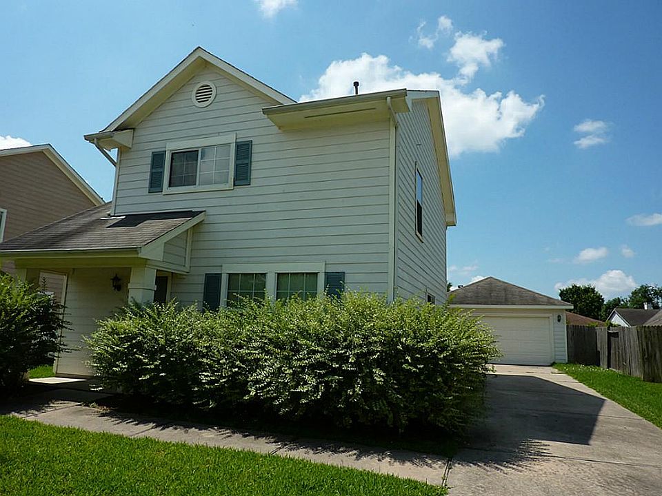 1st image of 19931 Crested Hill Ln