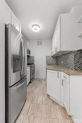 Sold by Compass | media 23