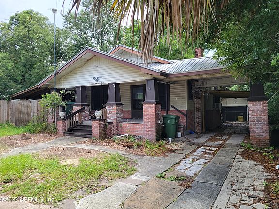 4th image of 108 FERN Street