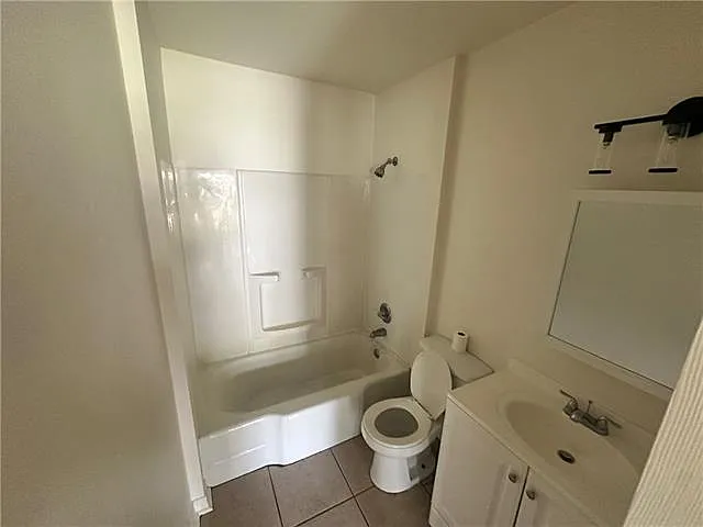 706 Community St — Photo 5