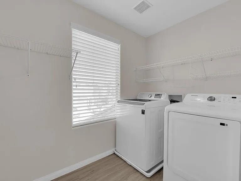 7861 Juniper Forest St — Photo 4