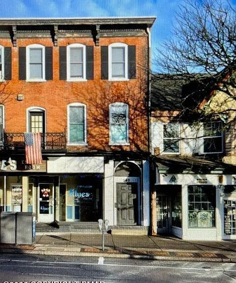 548 Main St #6B — Photo 1
