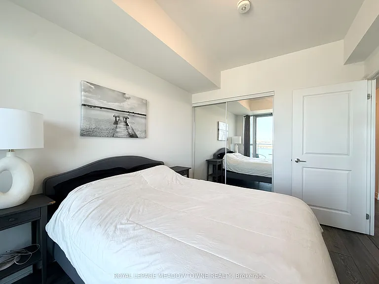 1050 Main St E #512 — Photo 15