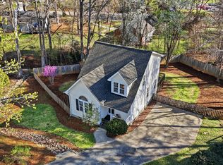 51 Westfield St, Pittsboro, NC 27312