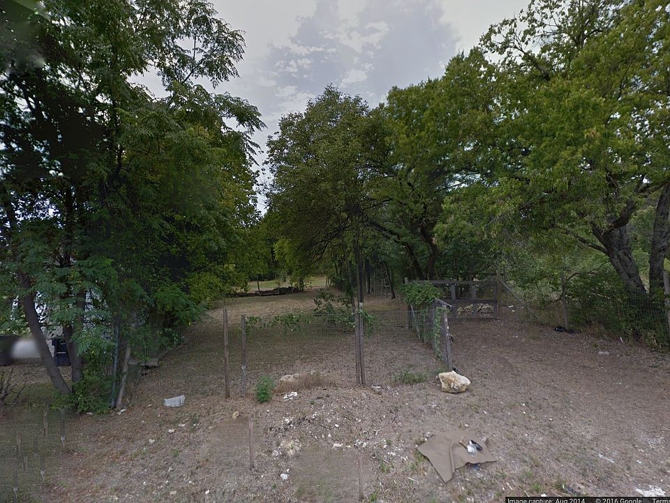 1st image of 1001 NW Loraine St