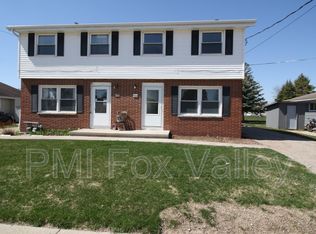 964 Grove St, Menasha, WI 54952