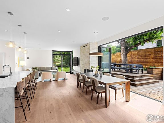 5th image of 550 Iris Ave
