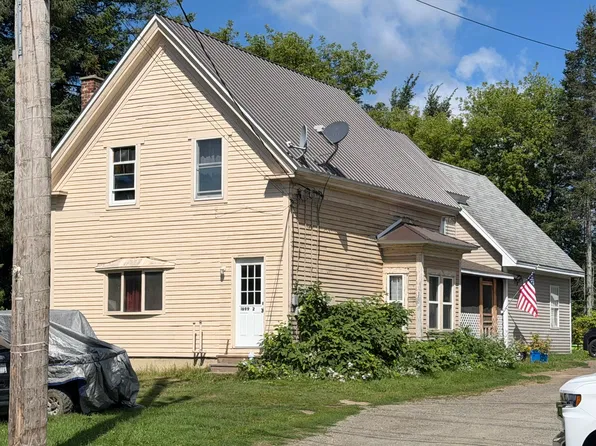 1699 Main Street, Mapleton, ME 04757
