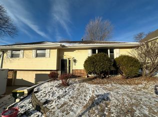 3305 Viking Dr, Sioux City, IA 51104