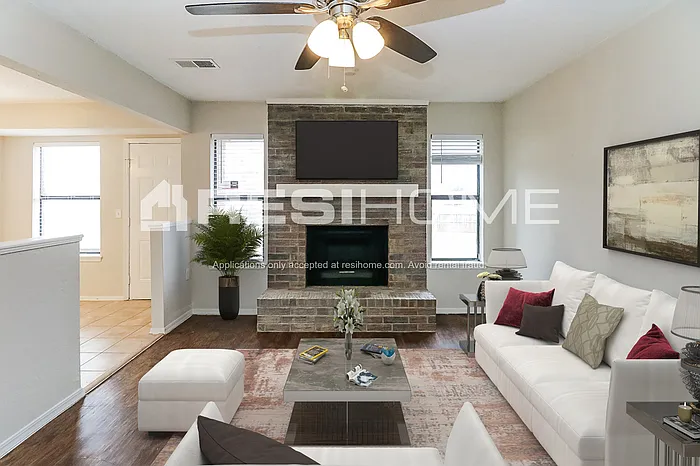 1513 NE 6th St — Photo 5