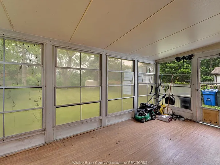 2032 Ford Blvd — Photo 19