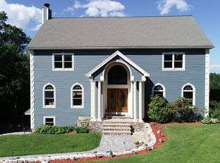 9 Nichols Ln, Middleton, MA 01949