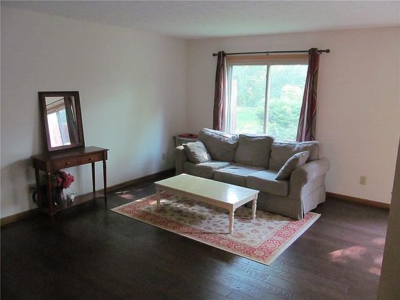 4th image of 9221 Sea Pine Ln