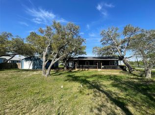 421 Donnie Dr, Rockport, TX 78382