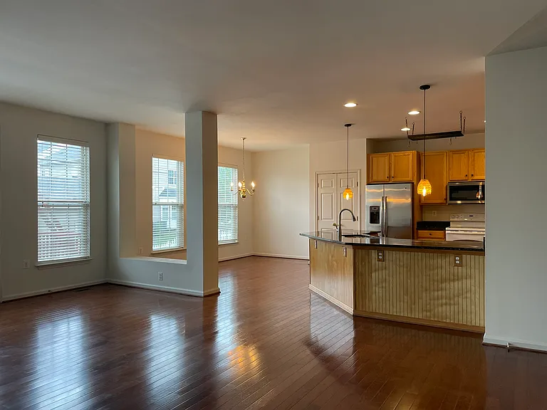 292 Prospect Hill Blvd — Photo 5