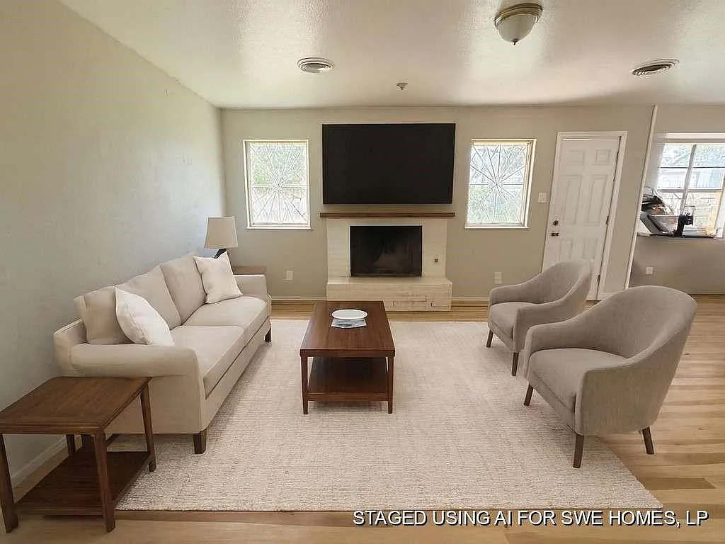 3 bed, 2.0 bath, 1329 sqft, $1,499 — Photo 4