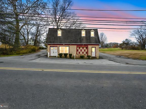 2nd image of 4301 Aston Mills Rd