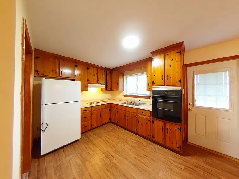 57 Bruton Ave — Photo 6
