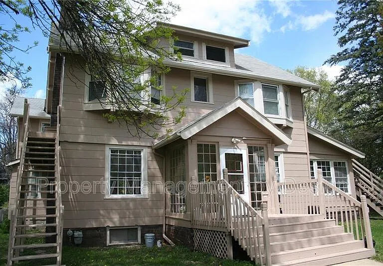 2931 Kingman Blvd #1 — Photo 2