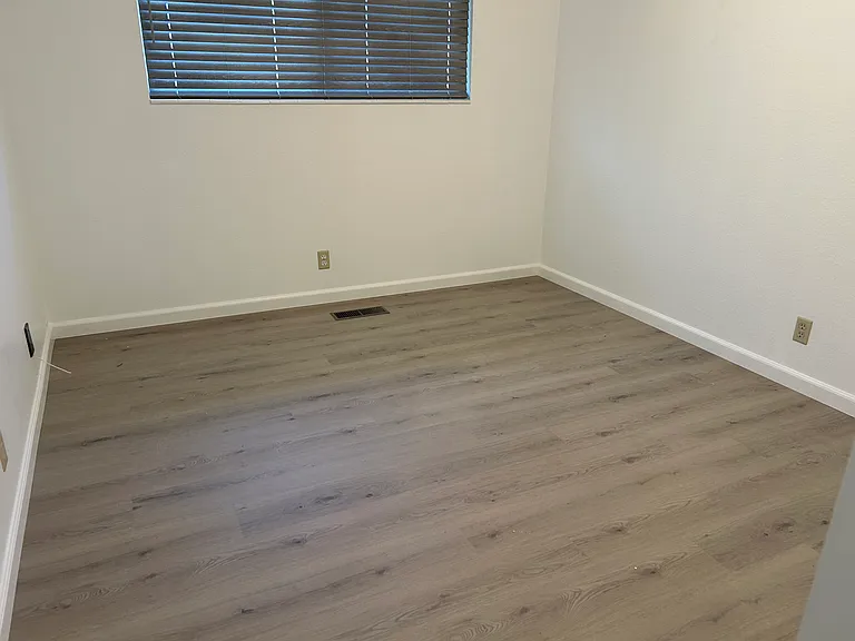 3072 Meadowlands Dr — Photo 10